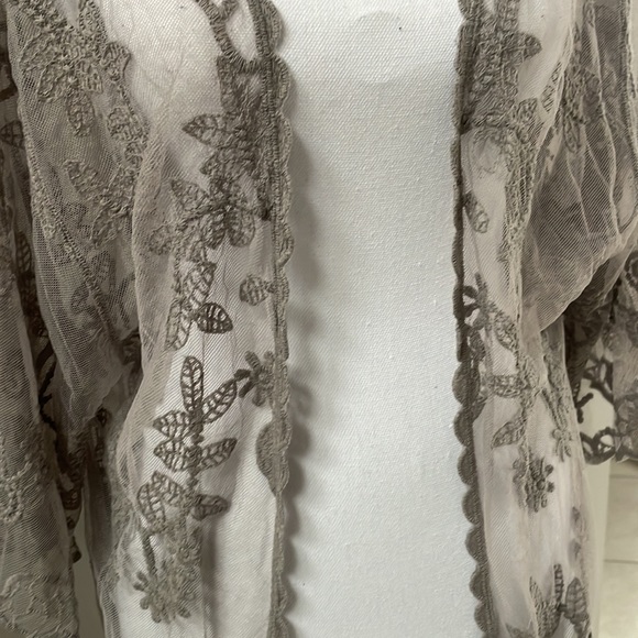 Chloe Duster, LuLaRoe size S - Picture 3 of 4